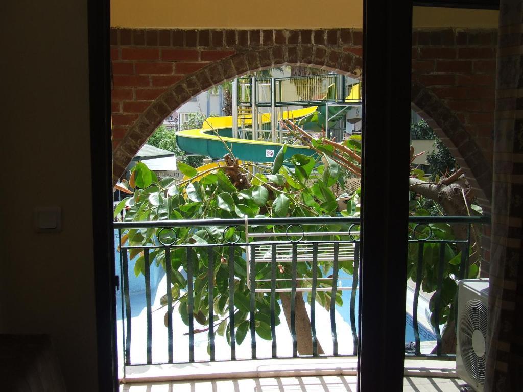 Maxwell Club Hotel apartamentowy 3*