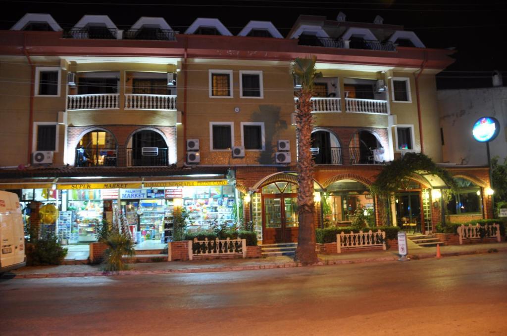Hotel apartamentowy Maxwell Club 3*
