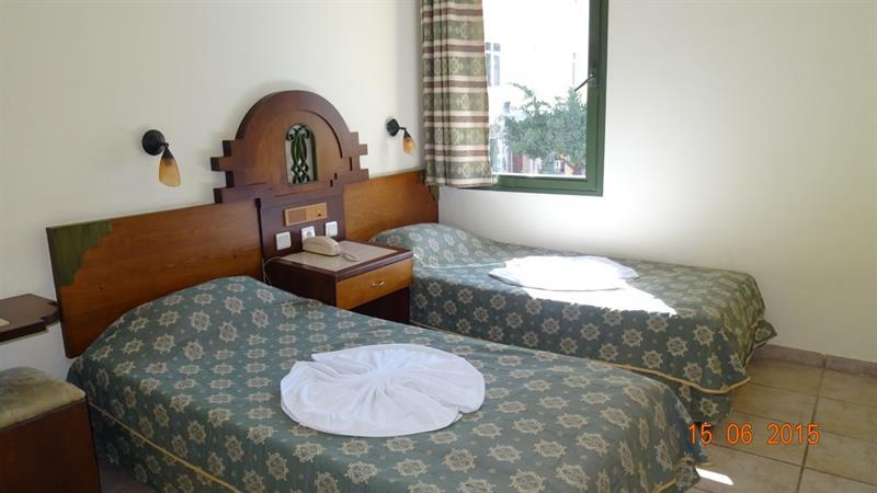 Hotel apartamentowy Maxwell Club 3*